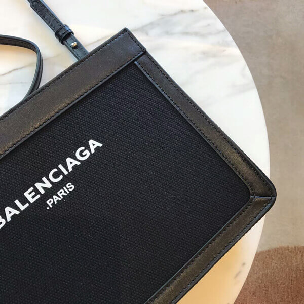 新作 バレンシアガ =☆バレンシアガ NAVY CABA POCHETTE カバポシェット スーパーコピー☆
