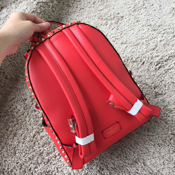 2018SS ヴァレンティノ ヴァレンティノスーパーコピー ヴァレンティノ ロックスタッズ バックパック Red