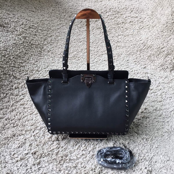 2018AW★ヴァレンティノ ヴァレンティノスーパーコピー ミニ ロックスタッド 2WAY Rockstud