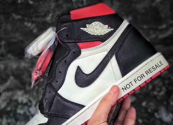 最高の履き心地！ナイキAIR JORDAN 1 not for resale 偽物 861428 106