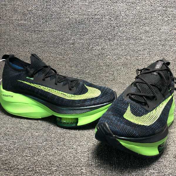 アルファフライ 偽物★史上最速！人気商品 ナイキ レーシングシューズ コピー★ナイキAIR ZOOM ALPHAFLY NEXT％ - ズーム  CI9925-400