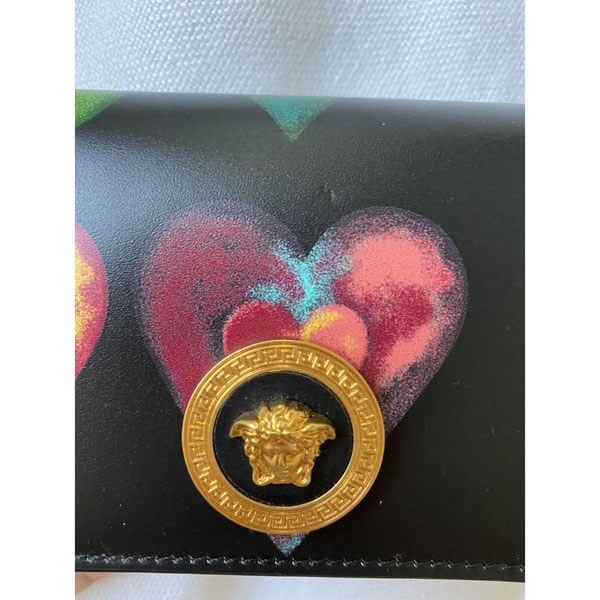 半額セール ヴェルサーチ Love 二つ折り財布 コピー を印刷する