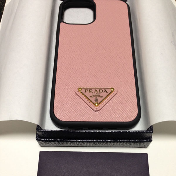 すぐ届く☆Prada (プラダ） サフィアーノレザー iPhone12 ケース