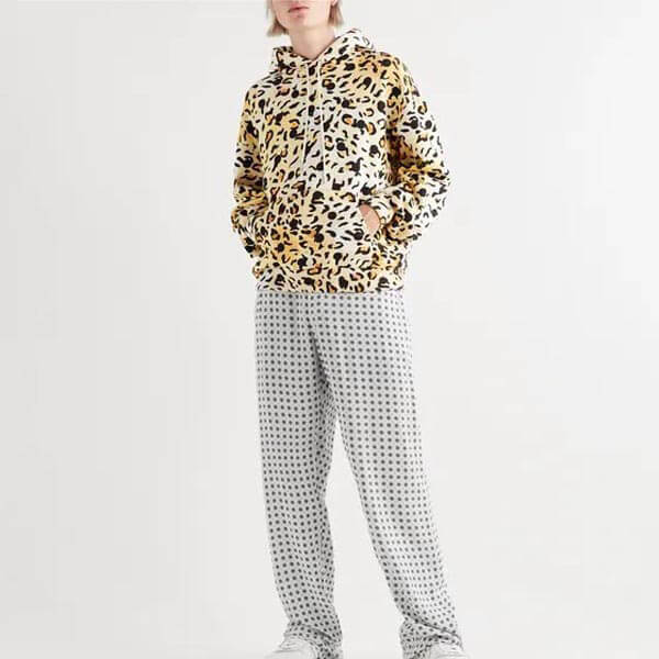 セリーヌ HOMME コラボ パーカー 偽物 ジャングルプリント スウェットシャツ