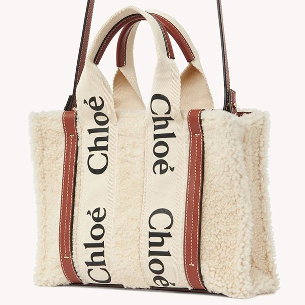 クロエ WOODY 偽物 トートバッグ  シリング ストラップ付small tote CHC21WS397F586J1