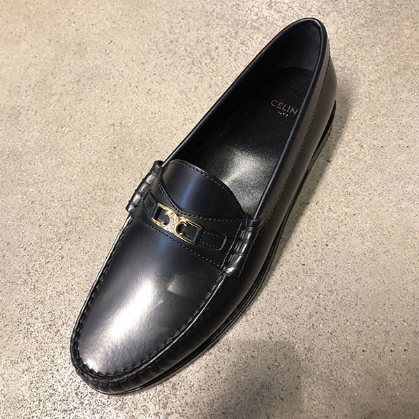 セリーヌ ルコ トリオンフローファー スーパーコピー (Black)