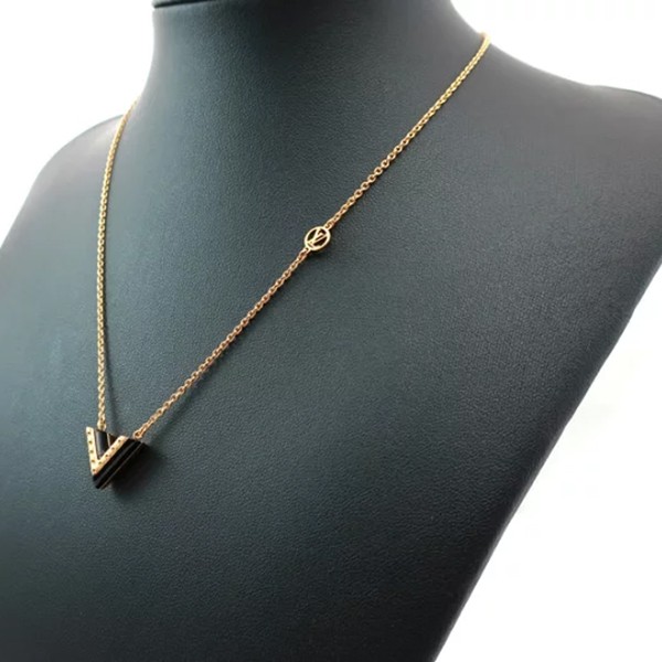 人気！ルイヴィトン V ネックレス コピー ◇COLLIER ESSENTIAL Noir M63181