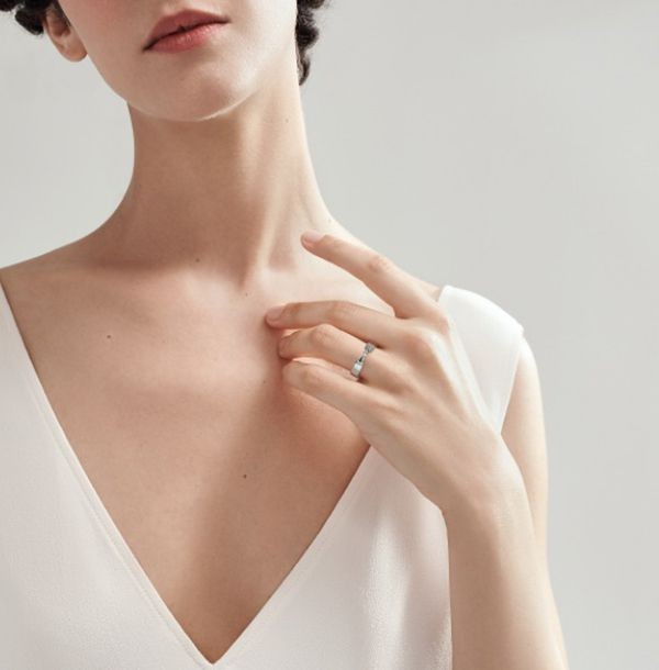 大人気★即完売必至ティファニー コピーTシリーズ トュルーダイヤモンドリング 18k 4mm