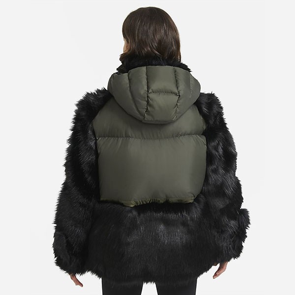 確保済み！追跡あり！ナイキ x sacai 偽物 レディース NRG PARKA ダウンジャケットCT3267-010​