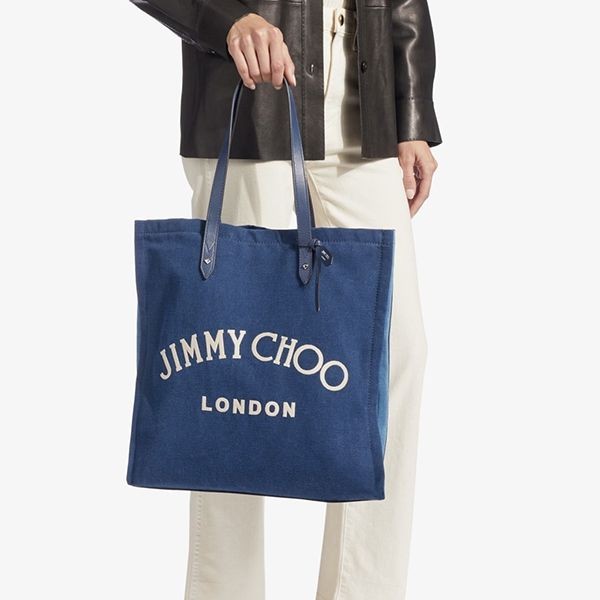 ジミーチュウ 藍染めロゴ入り トートバッグ 偽物 LOGOTOTEBHO