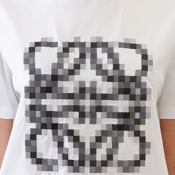 大人気ロエベ ピクセル アナグラム Tシャツ スーパーコピー S540Y22X35