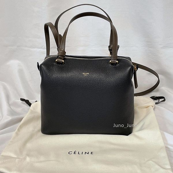 雑誌付録セリーヌ ソフトキューブ ショルダーバック コピー181613DIQ.38BK