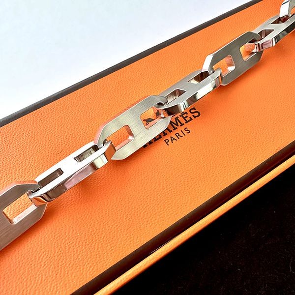 使い勝手良し☆エルメス Maillon Hモチーフ ブレスレット 偽物 H077297FJ00T5