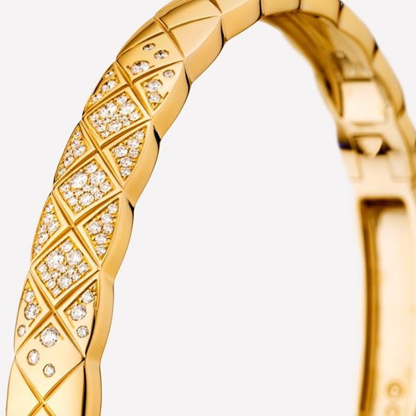華やかエレガント【シャネル ココクラッシュ 偽物 bracelet