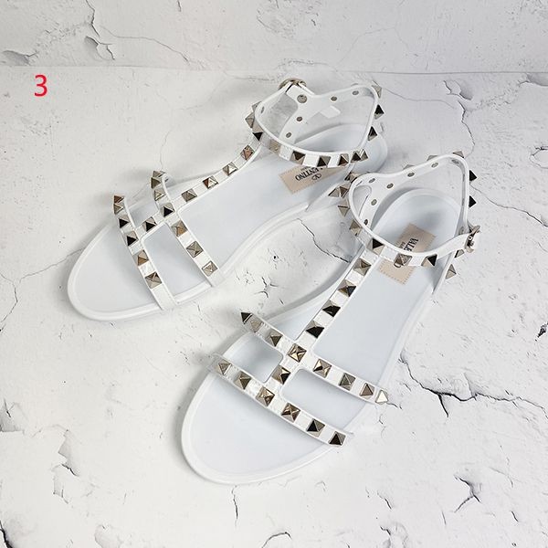 ヴァレンティノ 偽物ROCKSTUD FLAT RUBBER SANDAL サンダル3色