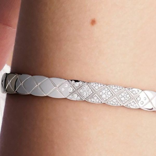 華やかエレガント【シャネル ココクラッシュ 偽物 bracelet