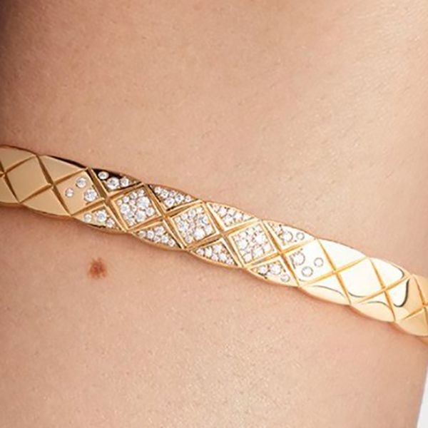 華やかエレガント【シャネル ココクラッシュ 偽物 bracelet