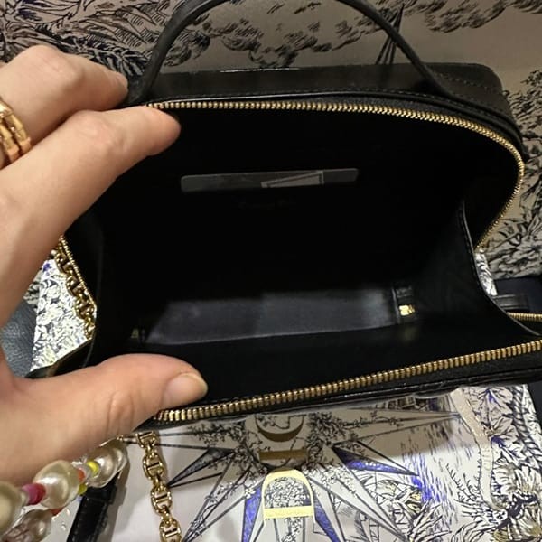 すぐ届☆ディオール スーパーコピー CARO ボックスバッグ 2色 S5140UNGX_M030
