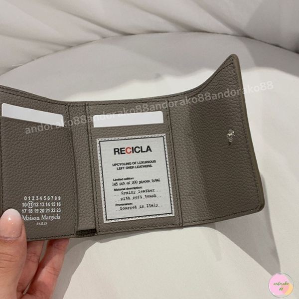 お早めに★メゾンマルジェラ★"RECICLA" 三つ折り財布 コピー４ステッチSA3UI0010