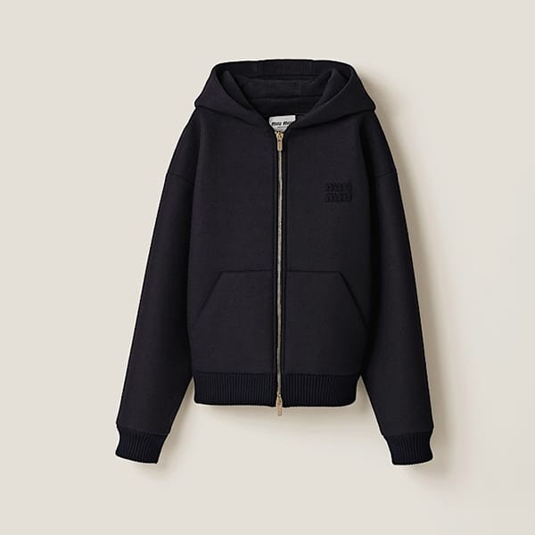 超人気ミュウミュウ 偽物 クロス フーディージャケット ML99113SCF0008
