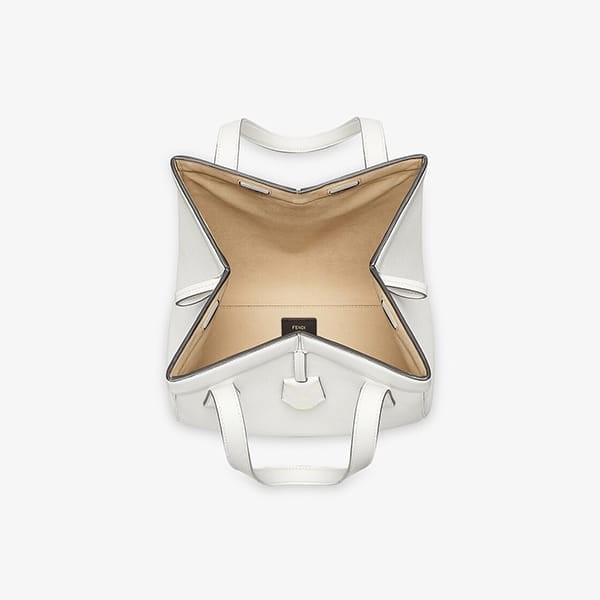 フェンディ コピー Origami ミディアム レザー 変形 バッグ 4色 8BH414APZAF0K7E