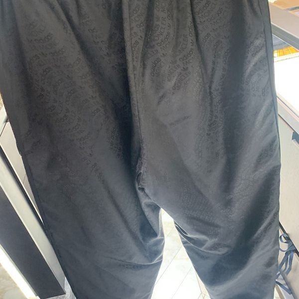 bagff.ruおすすめ【モンクレール×アディダス】SEELOSリバーシブルダウンパンツ コピーM2448999