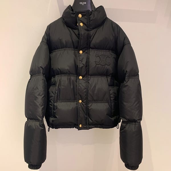 大特価★セリーヌ 偽物 クロップド トリオンフ ダウンジャケット 2W662092L.38NO
