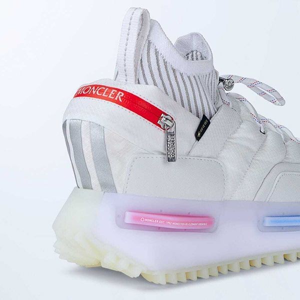 【モンクレール×アディダス 偽物】NMD ランニング スニーカー 最新のコラボ！I209S4M​0