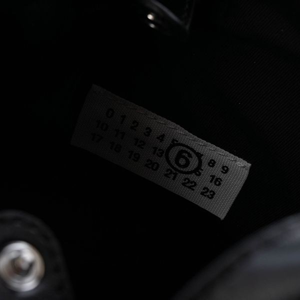 大人気★即完売必至マルジェラ MM6 ジャパニーズ 偽物3ハンドルクロスボディ SB6WG0008