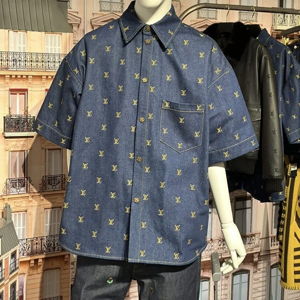 ルイヴィトン コピー メンズ 刺繍入り デニムシャツ 半袖 1AFJDU