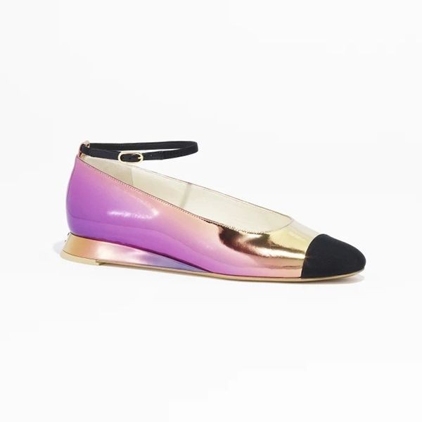 【シャネル】MARY JANES ラミネートカーフ偽物G45443 B15126 NT708