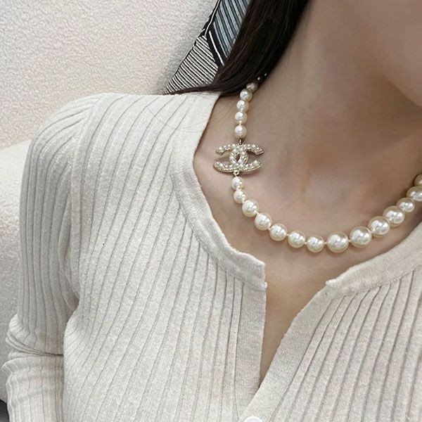 【スーパーコピーN級品】シャネル 限定 パールネックレス 偽物 ココマークA64757 B06258 ND321