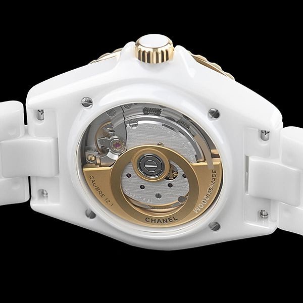 完売前に新作を先取りシャネル J12 キャリバー12.1 38MM H9540