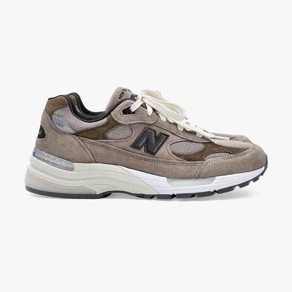New balance×jjjjound 偽物 コラボ スニーカー M992