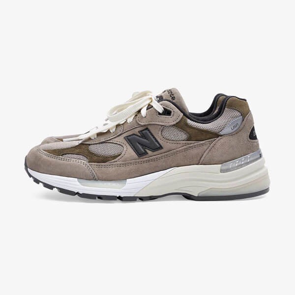 New balance×jjjjound 偽物 コラボ スニーカー M992