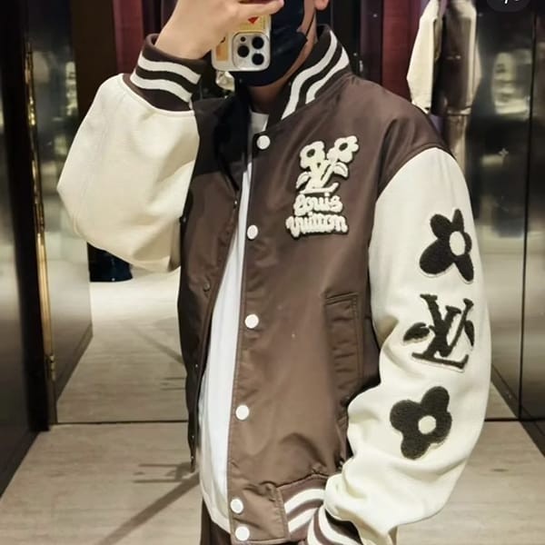 ルイヴィトン エンブロイダードバーシティジャケット 1AFPWQ