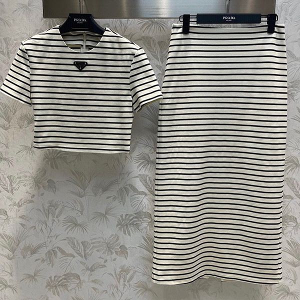 プラダ マリンテイスト Tシャツ＆スカート セットコピー ロゴ w24040201