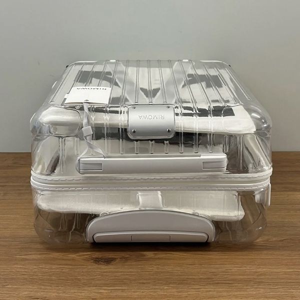 リモワ オフホワイト 偽物Limited Edition Cabin フルセットrw04067