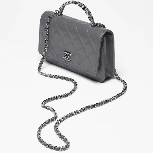 シャネル チェーンウォレット シャイニー AP3645 B14291 NR652