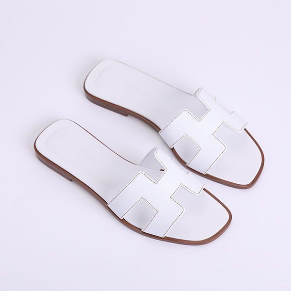 エルメス やっぱり夏に履きたい☆Hカットサンダル オラン H021056Z 01
