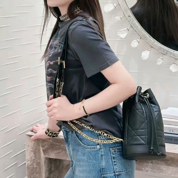 ディオール 太陽 ロゴ入り コットン Tシャツ パチモン 2色 423T23C4528_X9888