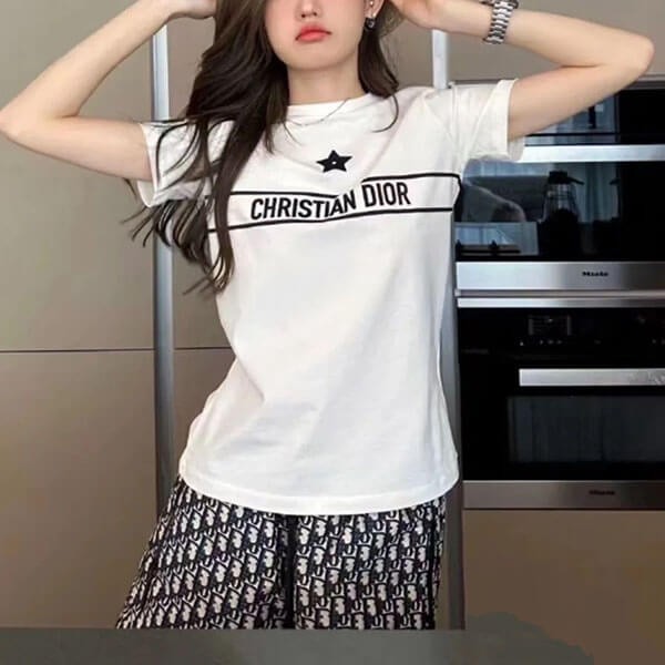コーデ万能♪ DIOR Tシャツ 激安 323T06A4414_X0200