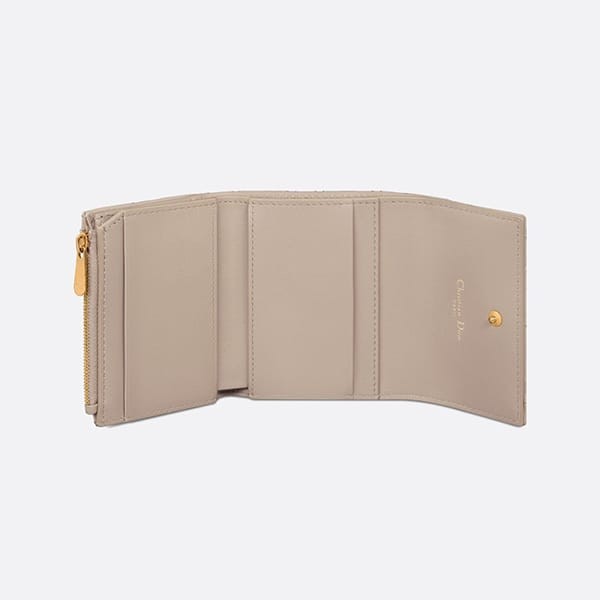 ディオール Jolie Hibiscus ウォレット カナージュラムスキン 偽物 3色 S3105UNJB_M900
