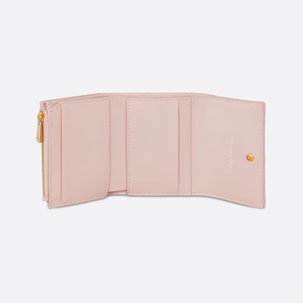 ディオール Jolie Hibiscus ウォレット カナージュラムスキン 偽物 3色 S3105UNJB_M900