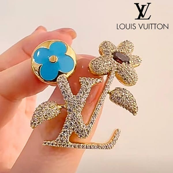 ルイヴィトン 偽物 ブローチ・LV ブルーミング M01857