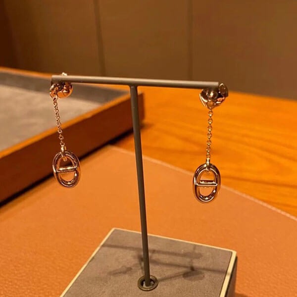 シンプルで上品★エルメス ファランドールピアス 偽物 MM H108618B