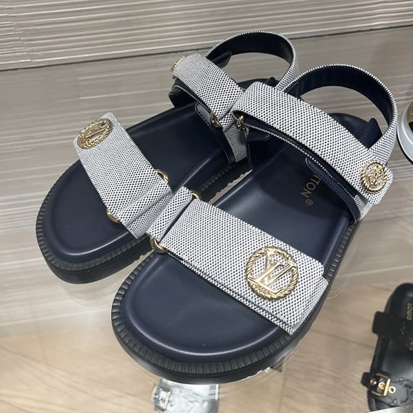 ルイヴィトン 偽物 LV サンセット・ライン サンダル 1ACS58