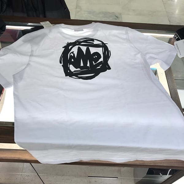釜山 スーパーコピー モンクレール バックデザインロゴTシャツ☆2色 J10918C0003289A17001