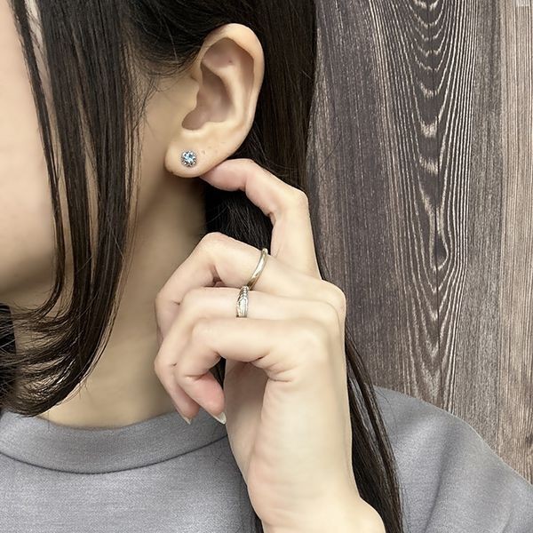 グッチ ピアス 偽物18K ブルートパーズ レディース 両耳ピアス662427