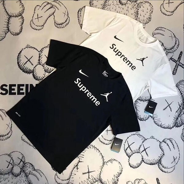 大人気 スーパーコピー シュプリーム ナイキ Jordan Tee Tシャツ 偽物 黒白